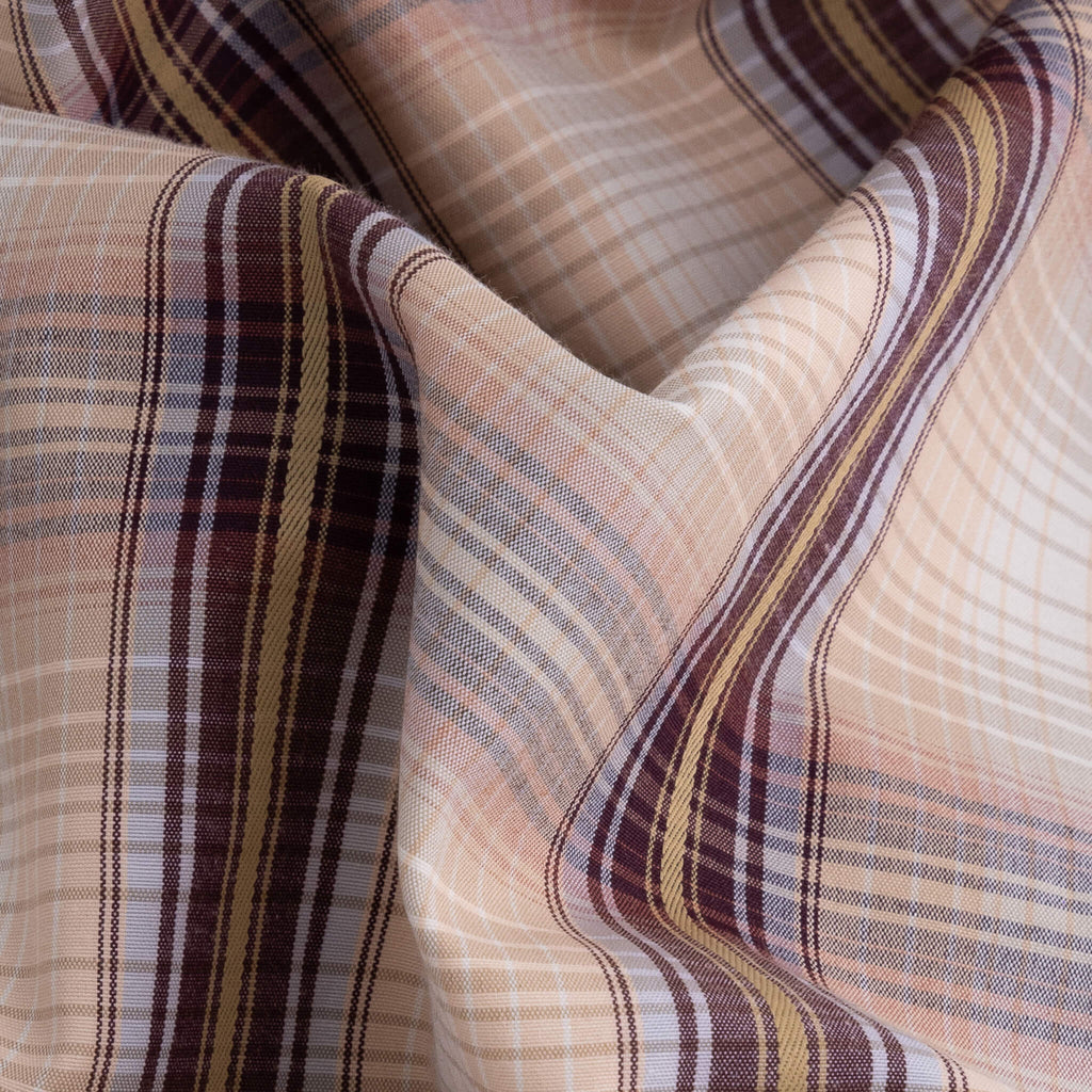 Venustiano Plaid Western style Shirt fabric closeup